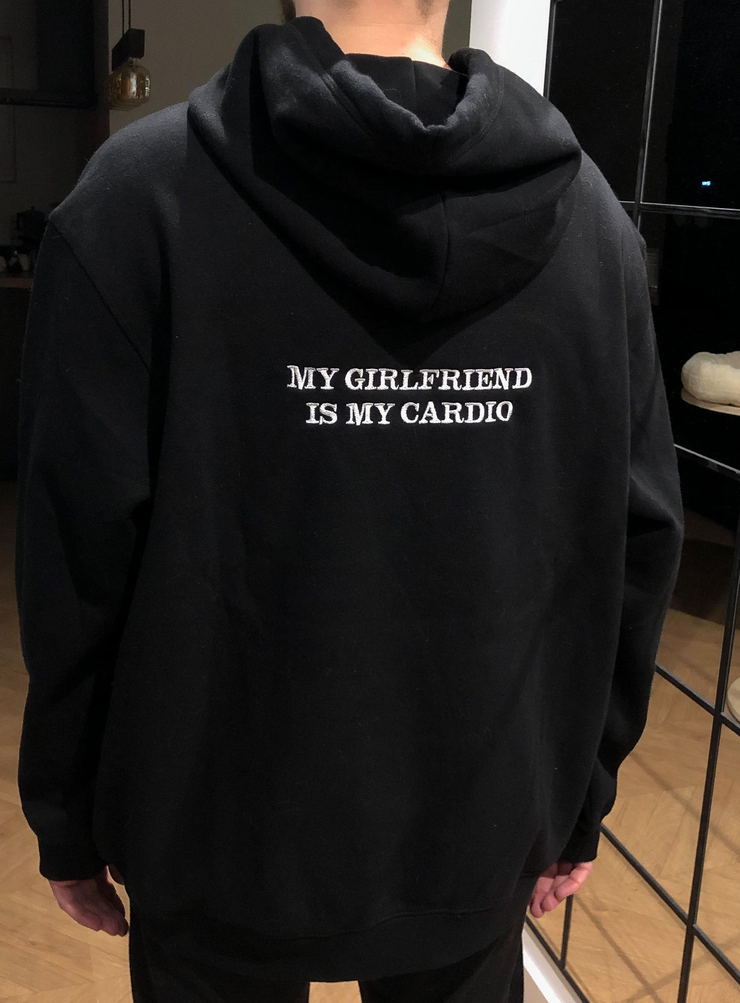 MY GIRLFRIEND IS MY CARDIO KOSZULKA