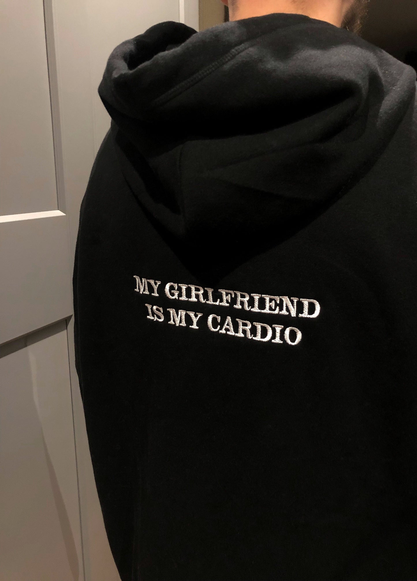 MY GIRLFRIEND IS MY CARDIO KOSZULKA