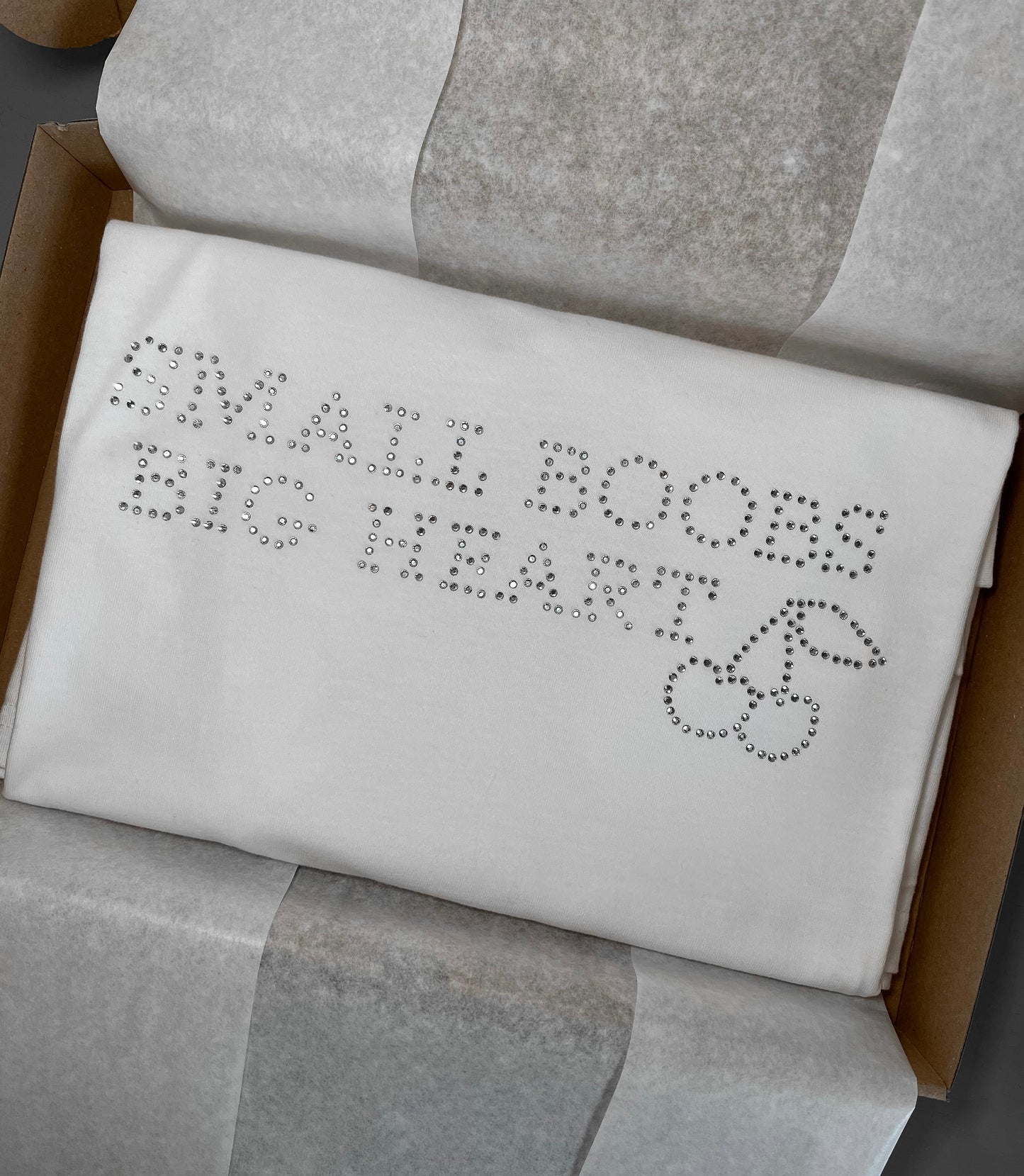 SMALL BOOBS BIG HEART DIAMENCIKI BLUZA