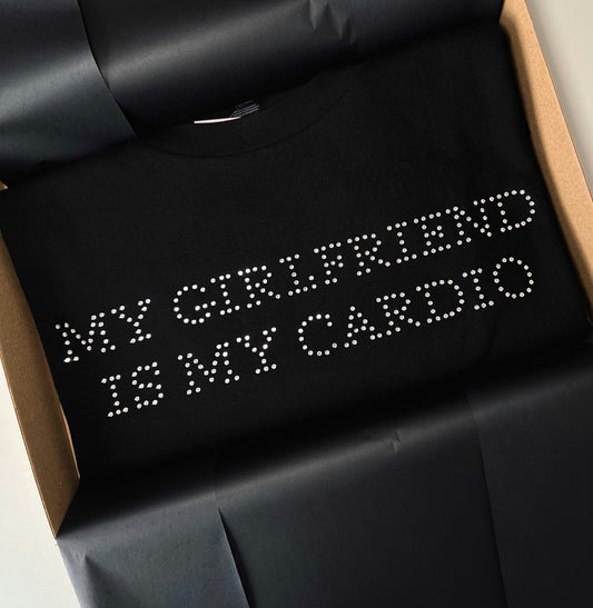 MY GIRLFRIEND IS MY CARDIO CZARNA KOSZULKA ROZMIAR M OUTLET
