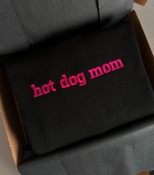 HOT DOG MOM